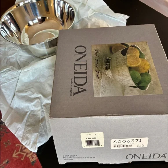 Vintage 1985 Oneida Silverplate Paul Revere 8” Bowl - Picture 3 of 5